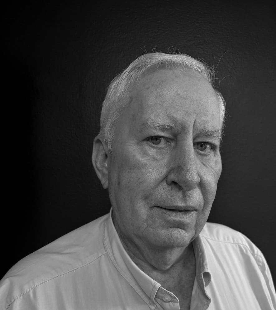 Dr Jeremy Baker, Specialist Gynaecologist and Obstetrician